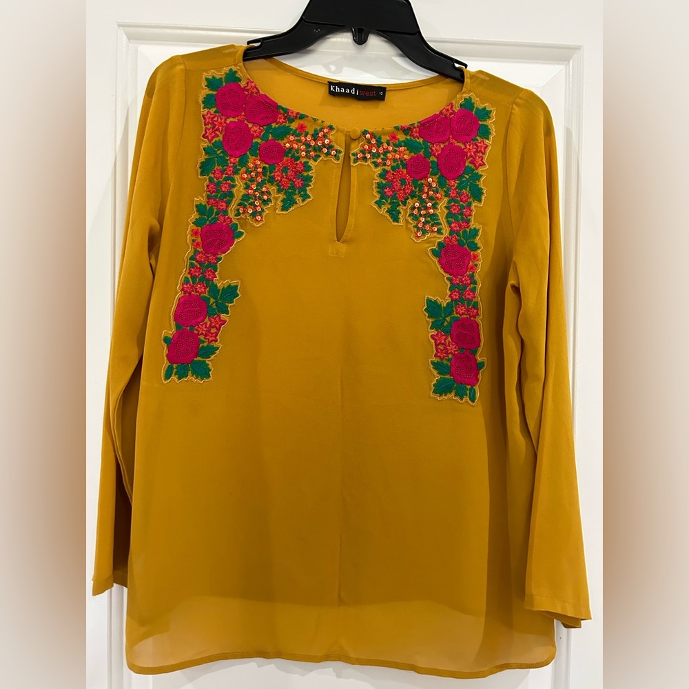 Blouse/ shirt